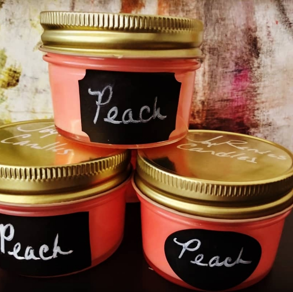 Peach. Soy Scented Handmade Candles 4oz